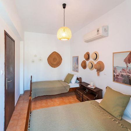 קיוטארי Tselios Apartments & Studios חדר תמונה
