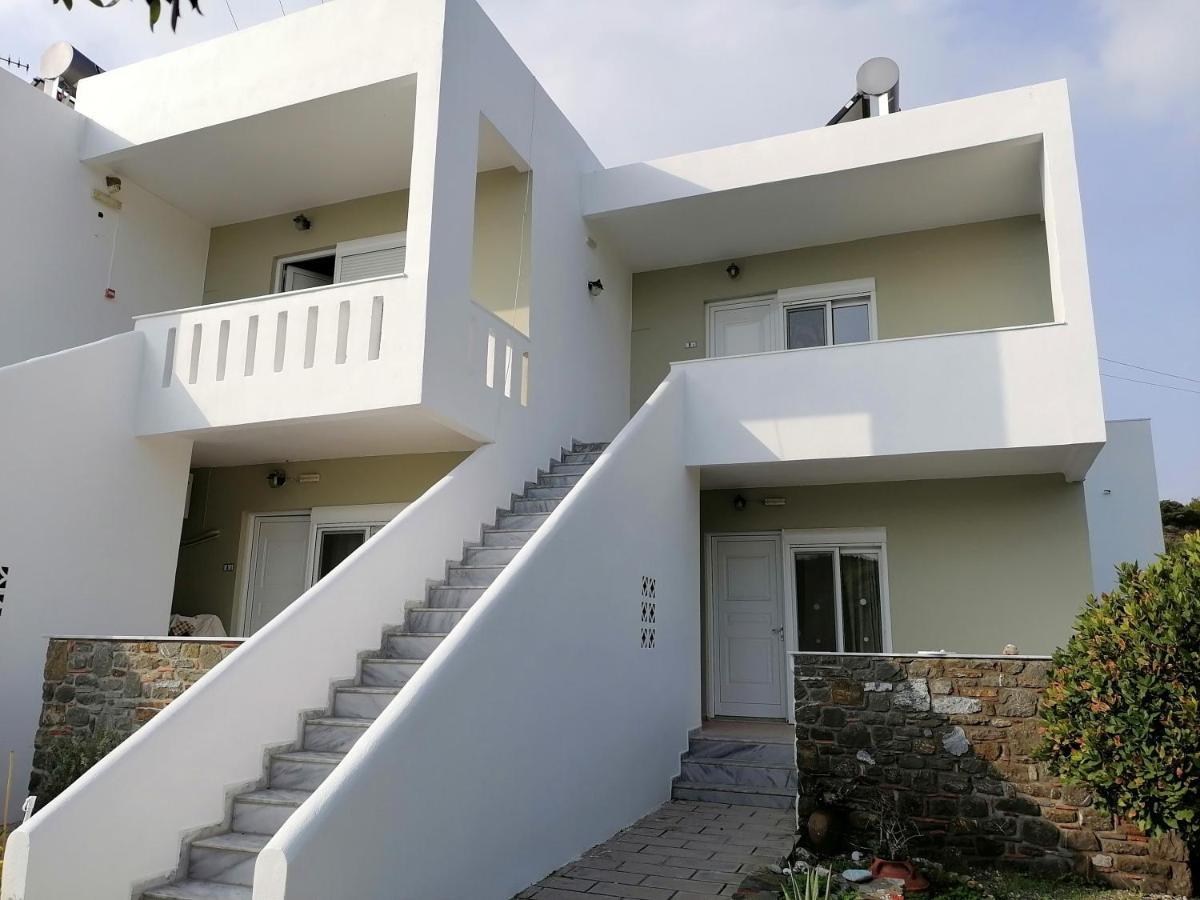 קיוטארי Tselios Apartments & Studios מראה חיצוני תמונה